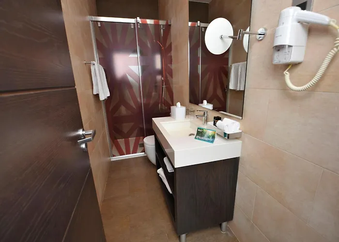 Indigo Barcelona - Plaza Catalunya 4Sup By IhgAlbergo